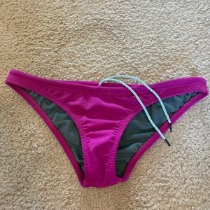 Jolyn French mulberry bottom